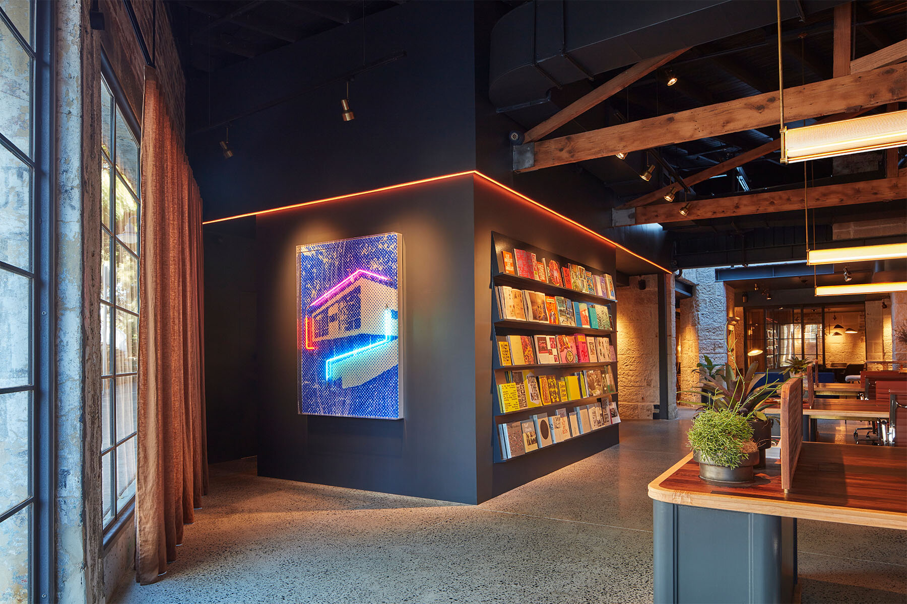 What Are the Differences Between Advertising, Design, PR, and Digital Agencies?