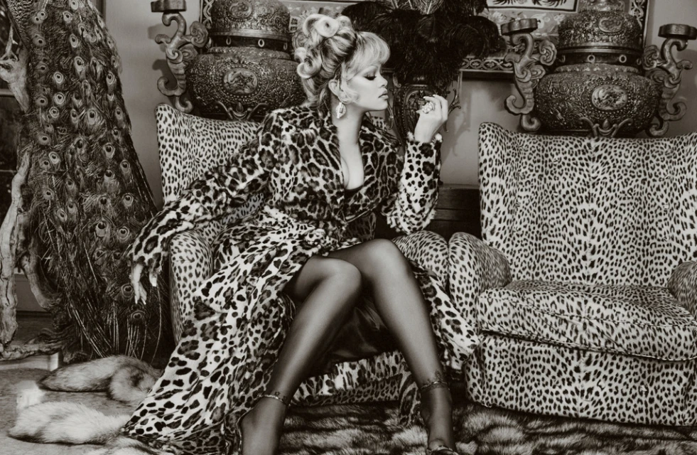 Camilla Lowther Management