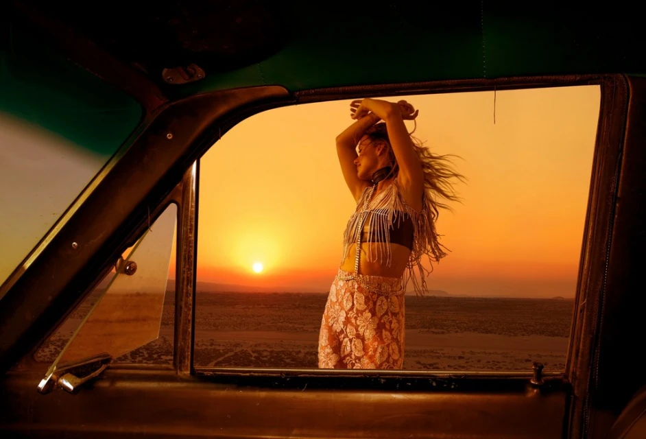 Camilla Lowther Management