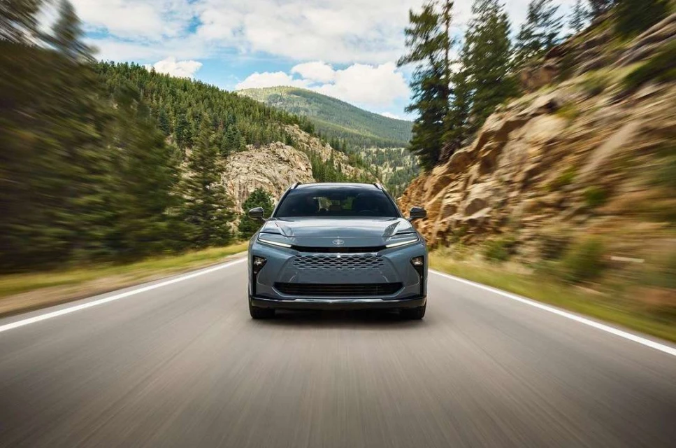 Elizabeth Pojé + Associates