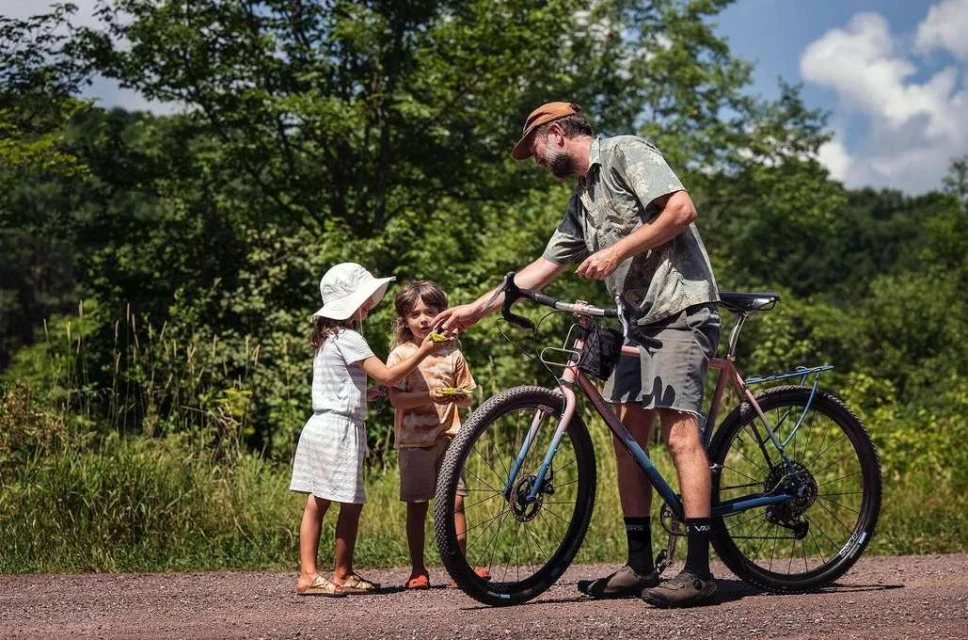 Claire And Jeremy Weiss