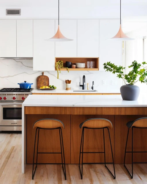 Pat Bates & Associates