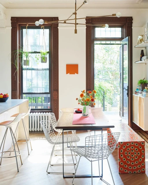 Pat Bates & Associates