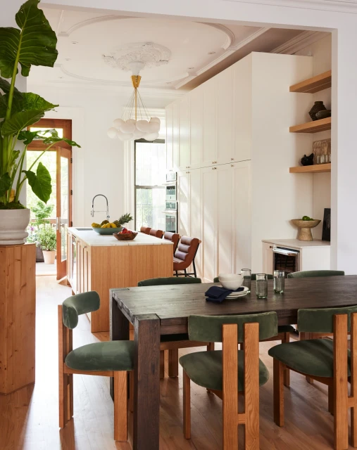 Pat Bates & Associates