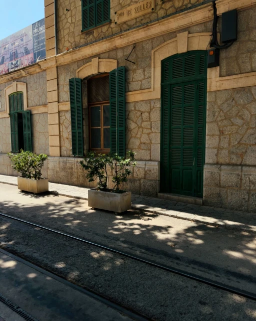 Lucid Representation