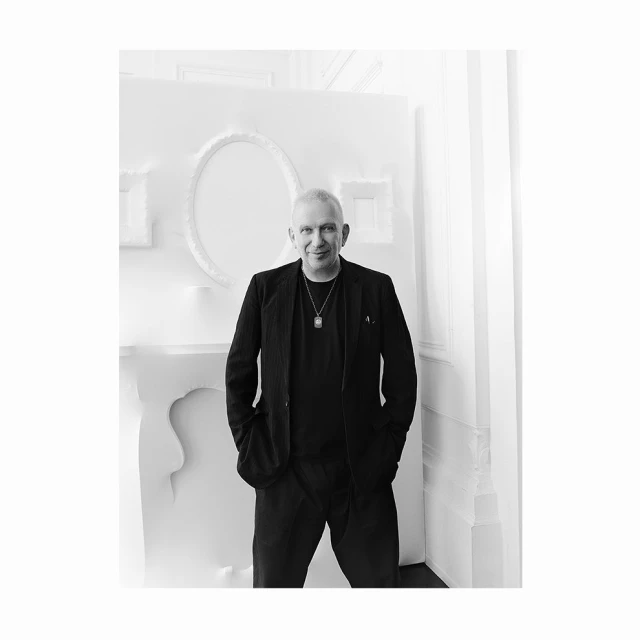 P.a Hüe De Fontenay