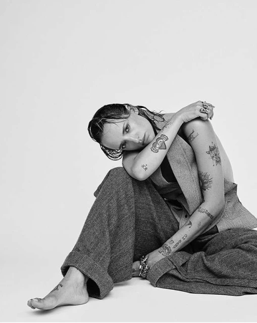 P.a Hüe De Fontenay