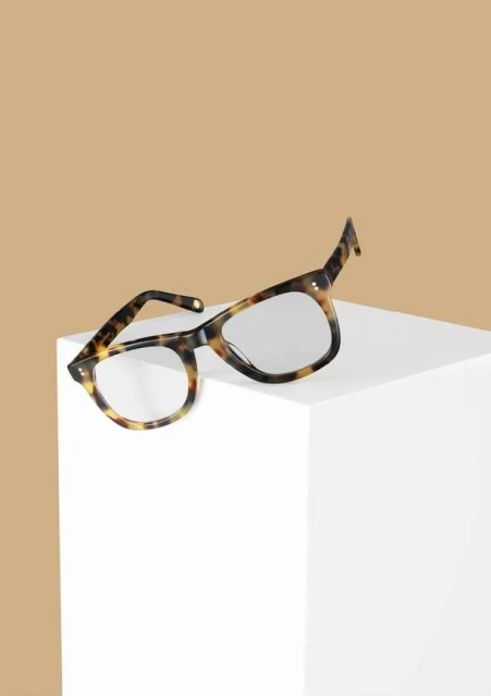 Lucid Representation