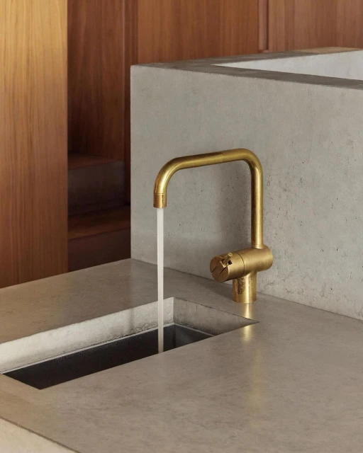 Pat Bates & Associates