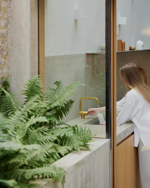 Pat Bates & Associates