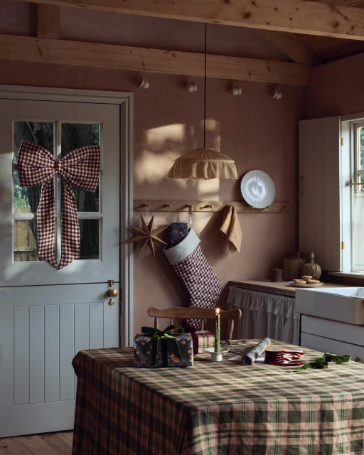 Pat Bates & Associates