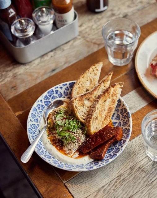 Pat Bates & Associates