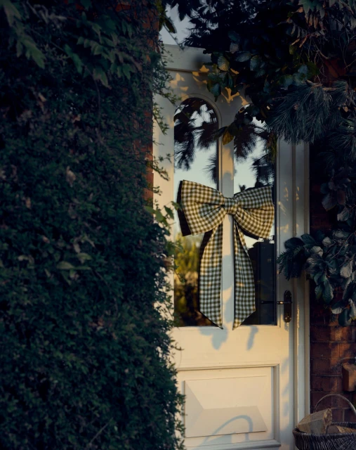 Pat Bates & Associates