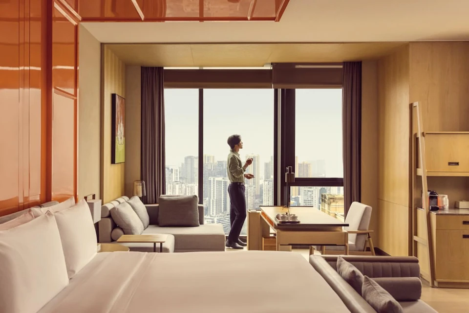 Pat Bates & Associates