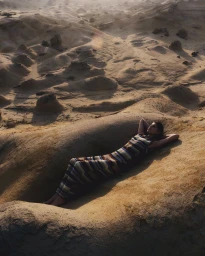 Escvdo S/S 25 Campaign