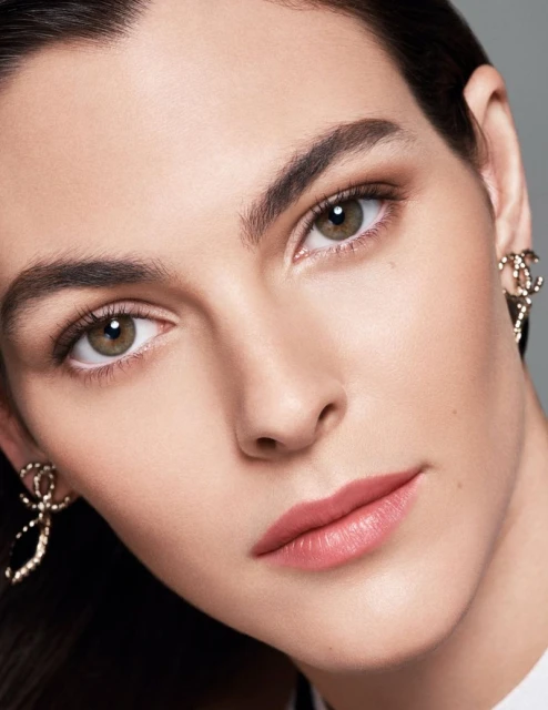 CHANEL Ultra Le Teint