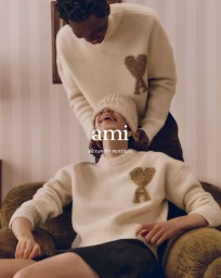 AMI Paris Holiday 2024 Collection