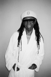 Chanel Eyewear - Issue 31