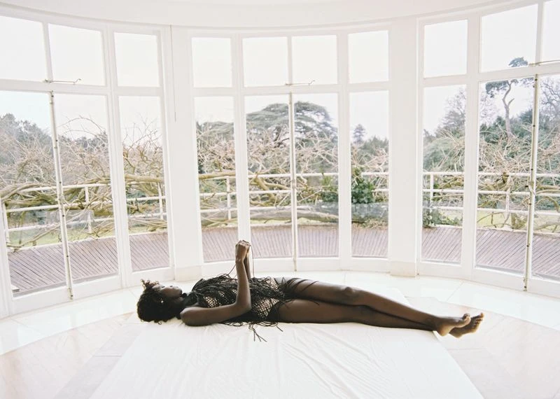 HOMMEGIRLS VOLUME 13: Dior Day Dream