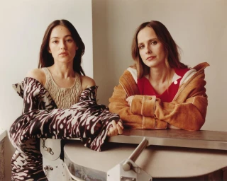 Tory Burch x Analuis Corrigan x Pauline Chalamet