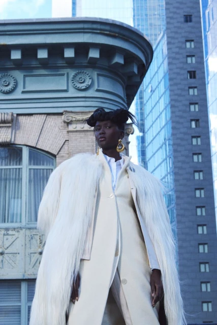 Editorial Wall Street