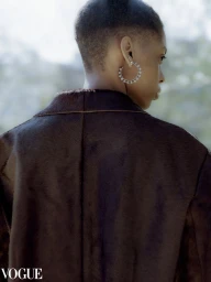 Stencer Saintelange: April 2025