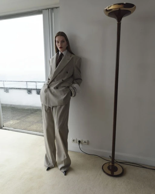 时装的「犀利」与「强势」是怎么一回事？