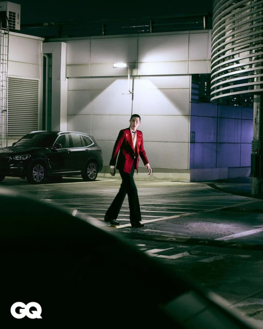 극도의 긴장감만 서린 하루