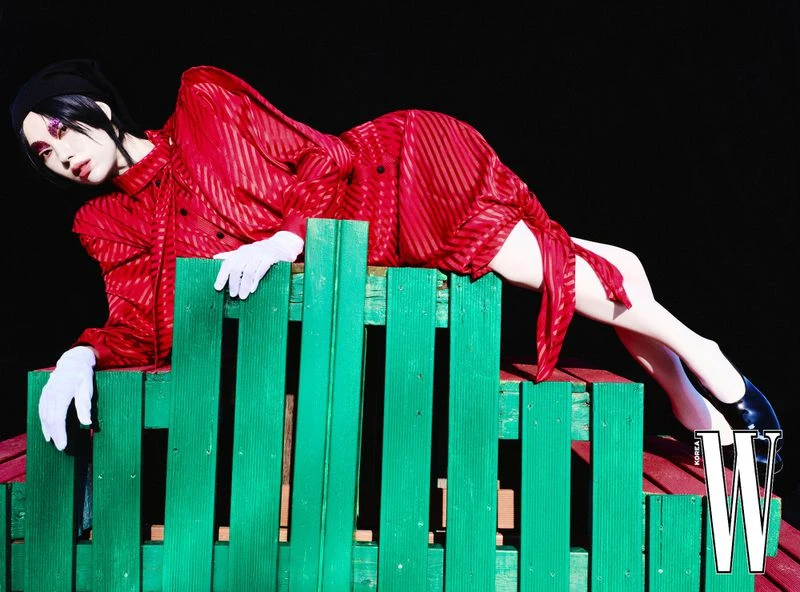 2025 S/S 시즌 컬러가 생동하는 이 계절