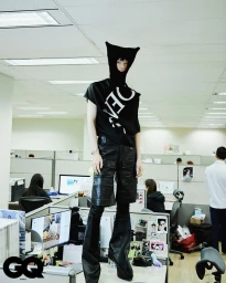 다른 곳, 같은 시간