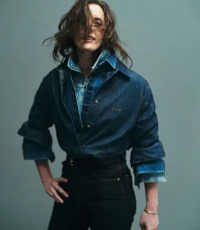 Ellie Cole's Nee Era