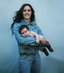 Ellie Cole's Nee Era