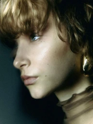 Echos of light and form