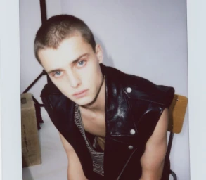 The Symmetry Issue, coverstory