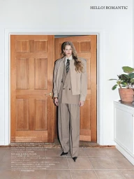 HELLO! ROMANTIC photographed by So Mitsuya