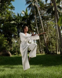 The Linen Collection