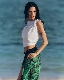 HBO’s The White Lotus H&M