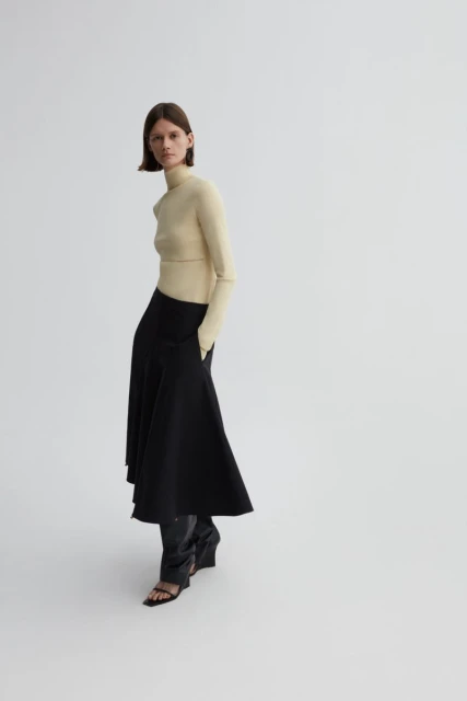 GABRIELE COLANGELO RESORT 2025