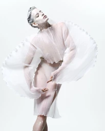 Premierowo na Vogue.pl: Kolekcja „Pigmalion” Krystiana Szymczaka inspirowana mitologią