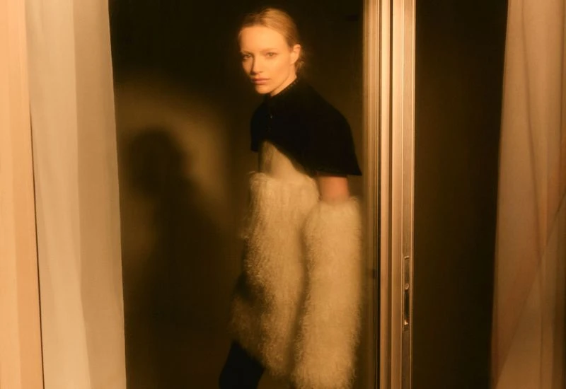 W 25’ CAPSULE COLLECTION “ECHO”