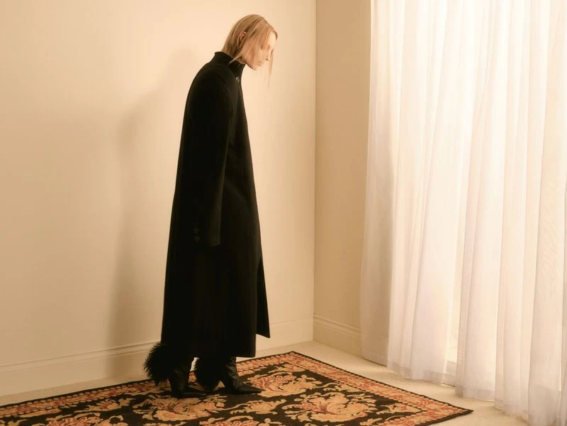 W 25’ CAPSULE COLLECTION “ECHO”