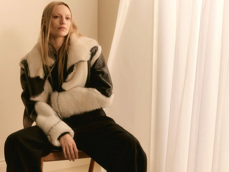 W 25’ CAPSULE COLLECTION “ECHO”