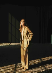 Iris Von Arnim Resort 2025