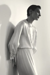 Sisterhood Stories for Answear LAB