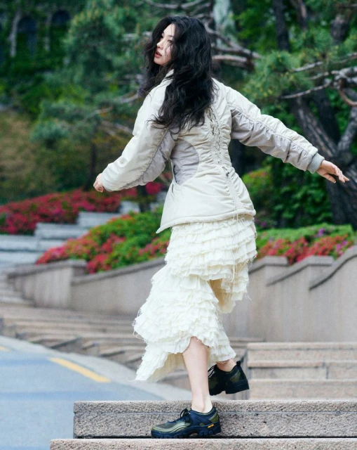 Hoyeon Rules The World