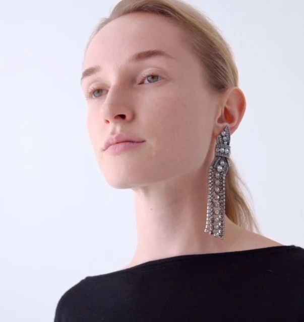 Vivid Memories of the Future