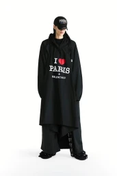 Balenciaga Souvenir Shop 2024