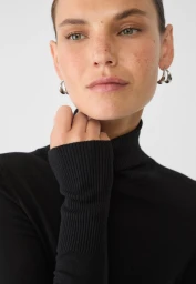 Stradivarius PreFall 2024 Lookbook