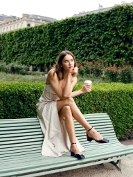 Stuart Weitzman PreFall 24 - Summer