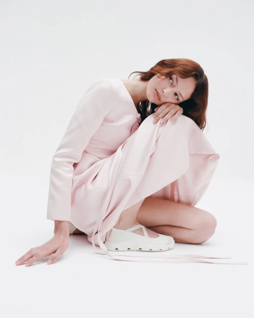 Sandy Liang X Salomon